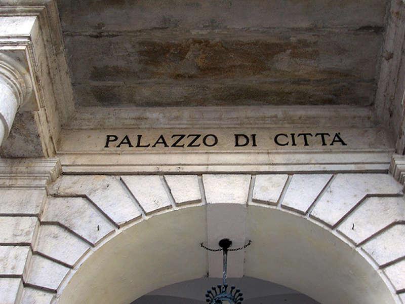 images/galleries/Palazzo-di-Citta.jpg