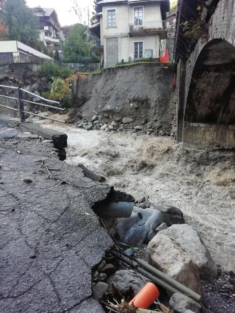images/galleries/alluvione-2020-limone-786ty6.jpg