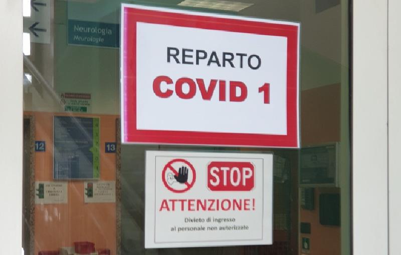 images/galleries/covid-ospedale-reparto-6656t5.jpg