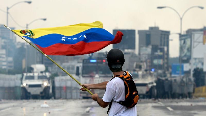 
	Solidarietà al popolo venezuelano, ma Pd e Avs preferiscono Maduro
